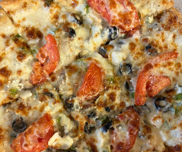 White Garden Pizza (X-Large 18").
