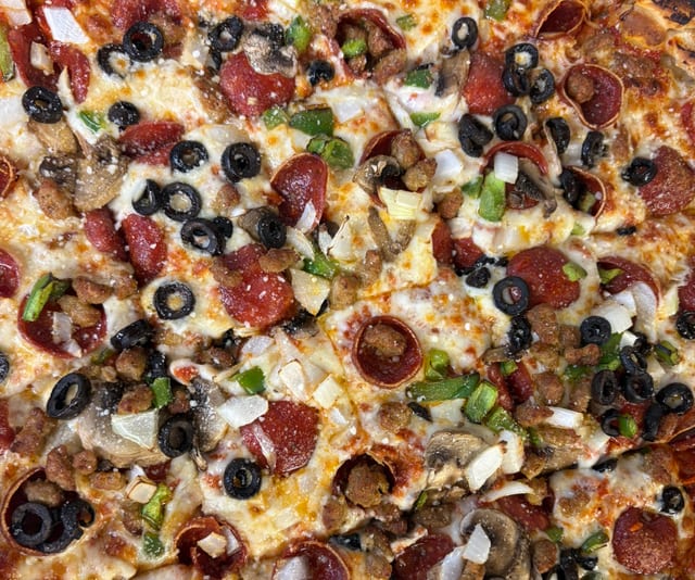 Supreme Pizza (Small 10").