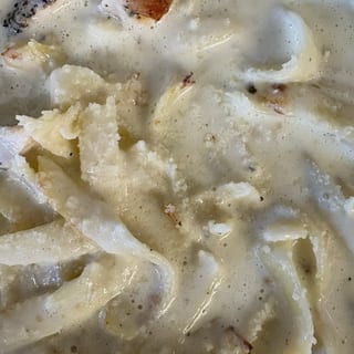 Fettuccine Alfredo (18oz)