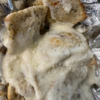 Toasted Ravioli (8 Pieces)