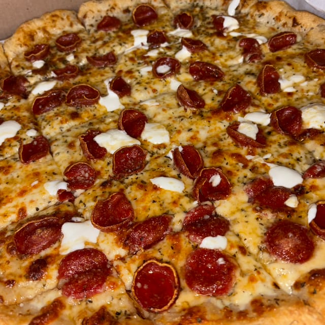 Hot Honey Pepperoni 18".