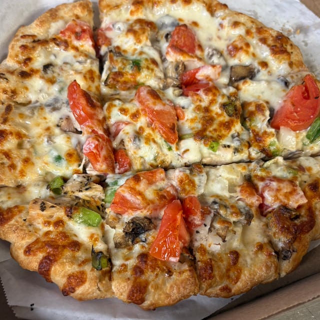 White Chicken Pizza (Small 10").